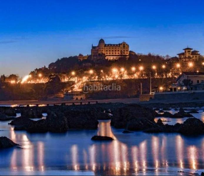 Foto 436a42db-d502-404c-9f0e-fd4180b7cb7b. Édifice avec piscine dans Hispanoamérica-Bernabéu Madrid