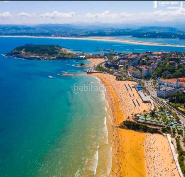 Foto d94ec336-09df-40a1-8a3a-87fdee6040b7. Édifice avec piscine dans Hispanoamérica-Bernabéu Madrid