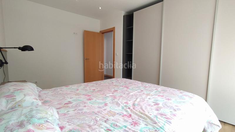 Foto 02dd8f4a-1a65-4050-9f9b-3d083b8d81ed. Chalet en calle arriba 50c chalet de diseño moderno con vistas al mar en Santander