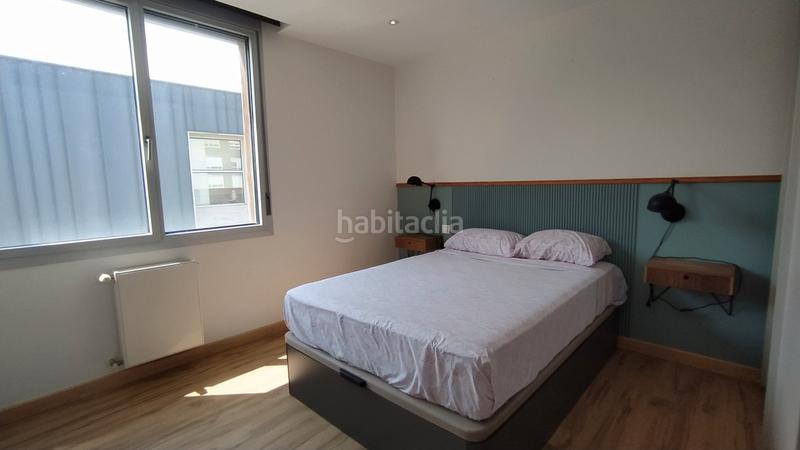 Foto 12d6f2e4-3a47-4b7d-be6c-3d2d787bdcf3. Chalet en calle arriba 50c chalet de diseño moderno con vistas al mar en Santander