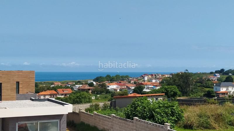 Foto 76fe245a-39d5-471e-8f55-eeb6875f50ce. Chalet en calle arriba 50c chalet de diseño moderno con vistas al mar en Santander