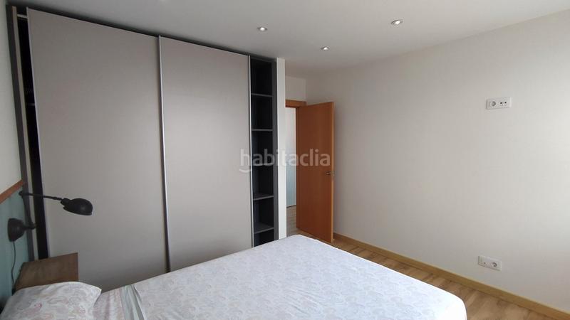 Foto b3dcb0ce-d179-4d2c-b5a5-5045c315d9ef. Chalet en calle arriba 50c chalet de diseño moderno con vistas al mar en Santander