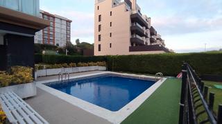 Planta baja en Calle libertad 7. Exclusivo bajo con jardin con materiales de lujo junto al parque