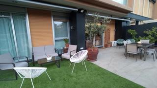 Planta baja en Calle libertad 7. Exclusivo bajo con jardin con materiales de lujo junto al parque