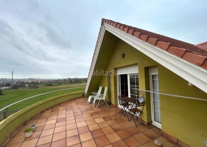 Foto f716d6c7-898f-420d-a7a6-8be5210f8a00. Xalet amb calefacció aparcament piscina a Cueto Santander