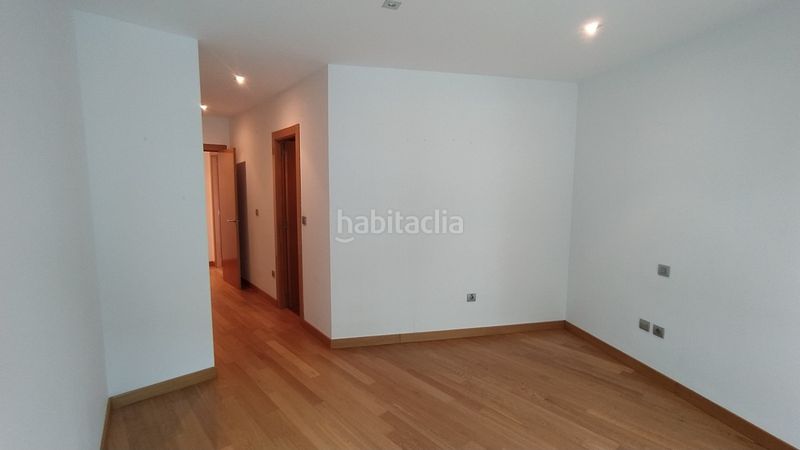 Foto e513a381-afa1-47e4-932d-7dbd5fdbc7ef. Appartement in avenida doctor diego madrazo 21 in Santander