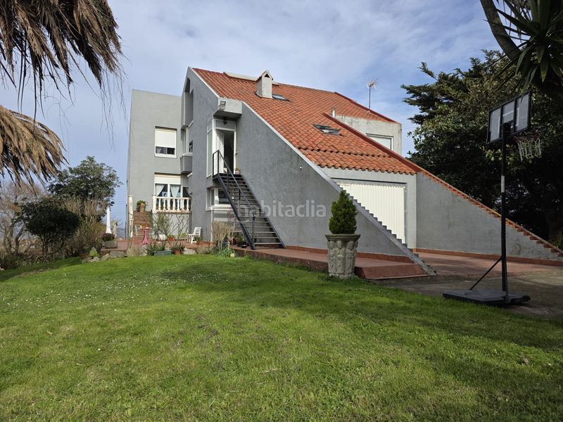 Foto 464e74fe-18dc-4777-b4bd-be8dc1ae7577. Xalet a calle aviche 77 a Monte Santander