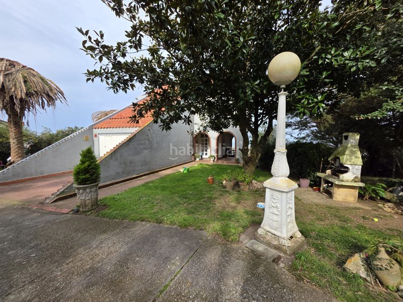 Foto 86fc00e6-d67d-47a4-83ab-5c76cbc23efc. Xalet a calle aviche 77 a Monte Santander