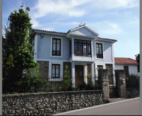 Masia  Barrio polanco. Casona de piedra a reformar con infinitas posibilidades en polan