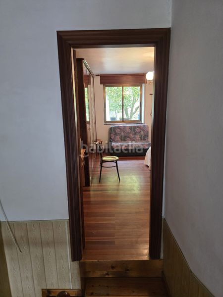 Foto 181c5e91-cf48-47fe-9363-f09802f55e5b. Casa adossada amb xemeneia calefacció aparcament a Valdáliga