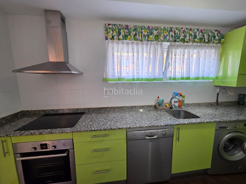 Foto 03d4c77e-90da-4b46-afc5-e03fde9ff2c7. Casa adossada amb calefacció aparcament a Cudón Miengo