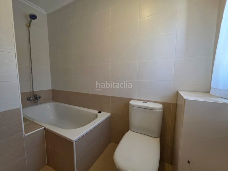 Foto 5dca6cda-ce10-443d-867f-eaa57de5b608. Casa adossada amb calefacció aparcament a Cudón Miengo