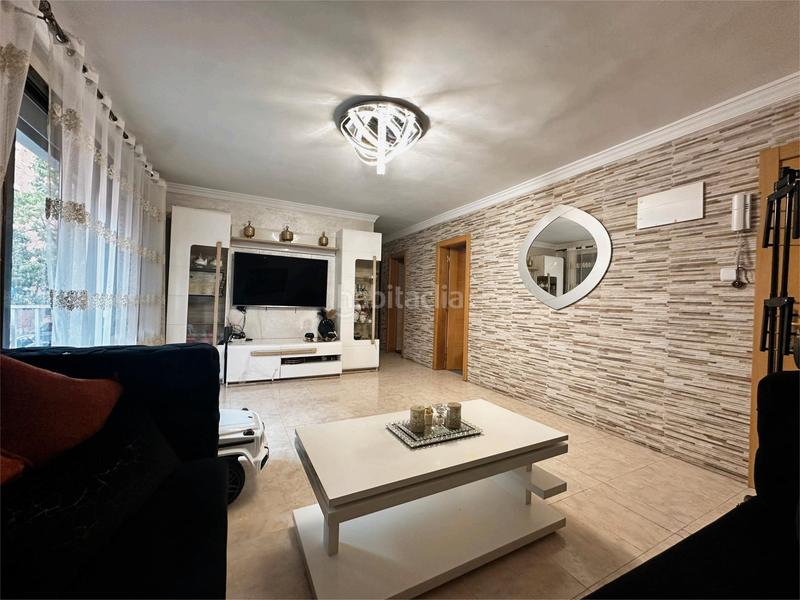 Foto babfdd7b-0d63-4087-8dfa-e7a6bf090218. Etagenwohnung in Ca n'Anglada Terrassa