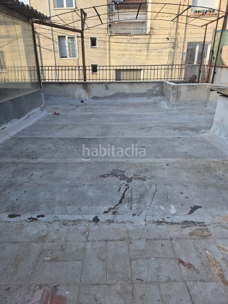 Foto 2127e965-4e93-4416-9658-e1b8933ff857. Casa a carrer d osca 11 a La Maurina Terrassa