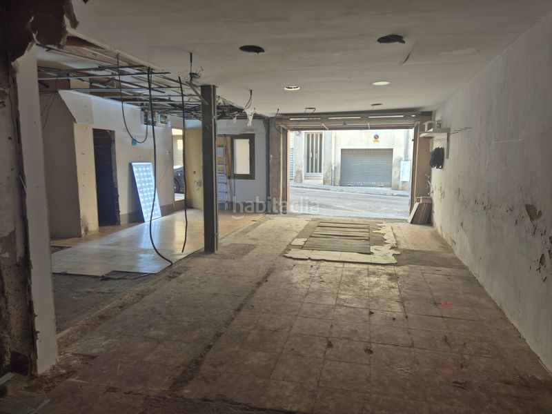Foto b87bd21d-e3d1-417d-847b-5eb16b868f4a. Casa a carrer d osca 11 a La Maurina Terrassa