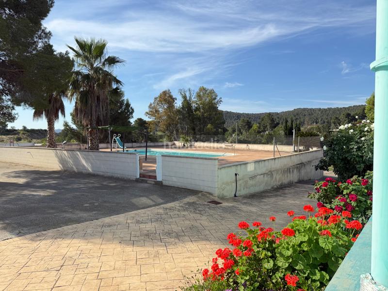 Foto 2c2c0638-d547-4538-ac30-d6c8a13704b9. Masía en calle prado 23 chalet rústico en venta en Alborache