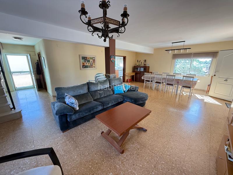 Foto 50e871a1-cb32-4cbf-be51-f8ed3da9eb3e. Masía en calle prado 23 chalet rústico en venta en Alborache