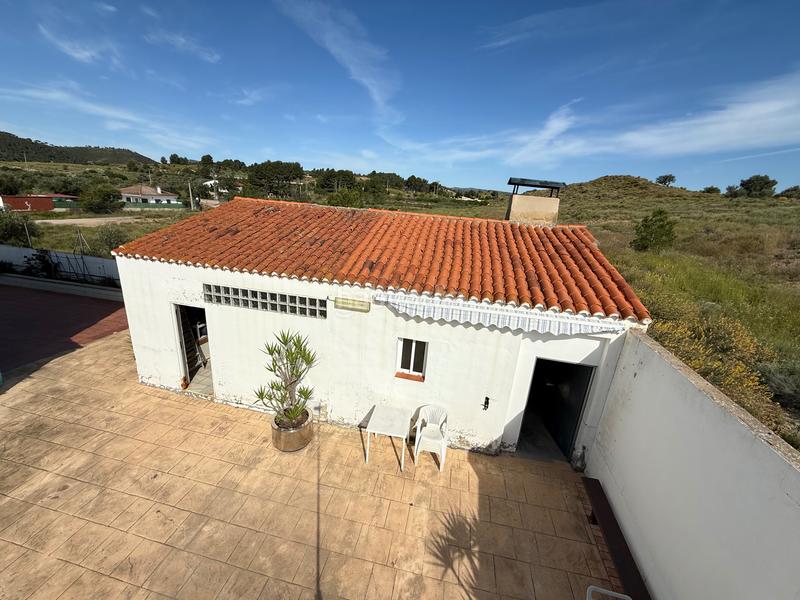 Foto 641be4de-e797-41ae-b11c-ffd5b0f10dbb. Masía en calle prado 23 chalet rústico en venta en Alborache