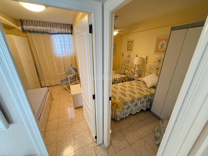 Foto 593bf537-dcfa-4293-90db-9413dc4309b1. Apartament amb piscina a El Perellonet Valencia