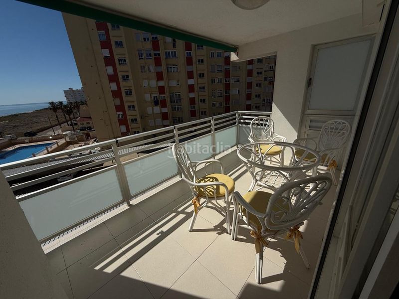Foto b94d557b-152b-4068-9116-7128764ead7b. Apartament amb piscina a El Perellonet Valencia