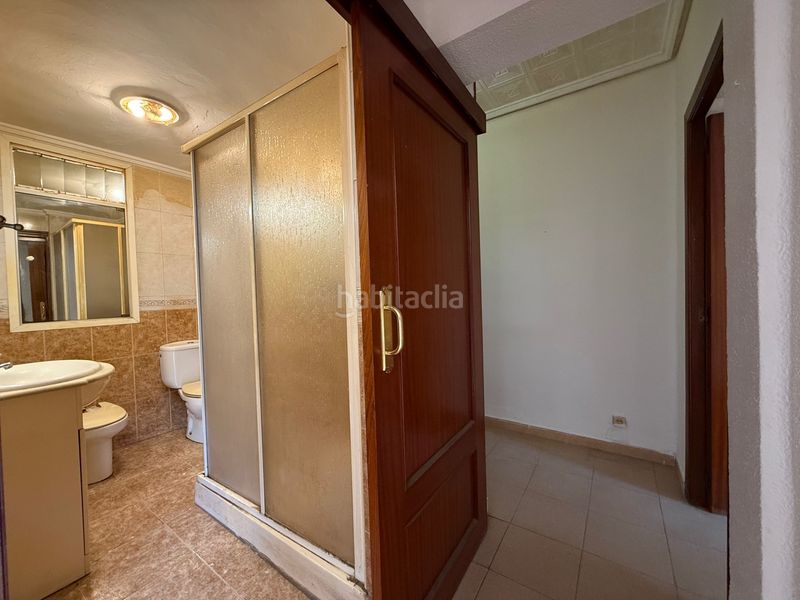 Foto a03f00fa-a636-437b-9aaa-3752730e6a2f. Apartament a Camí Fondo Valencia