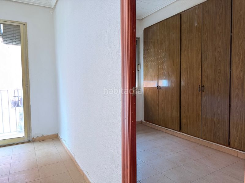 Foto b5047942-d404-481f-8d82-3bb6196af7b1. Apartament a Camí Fondo Valencia