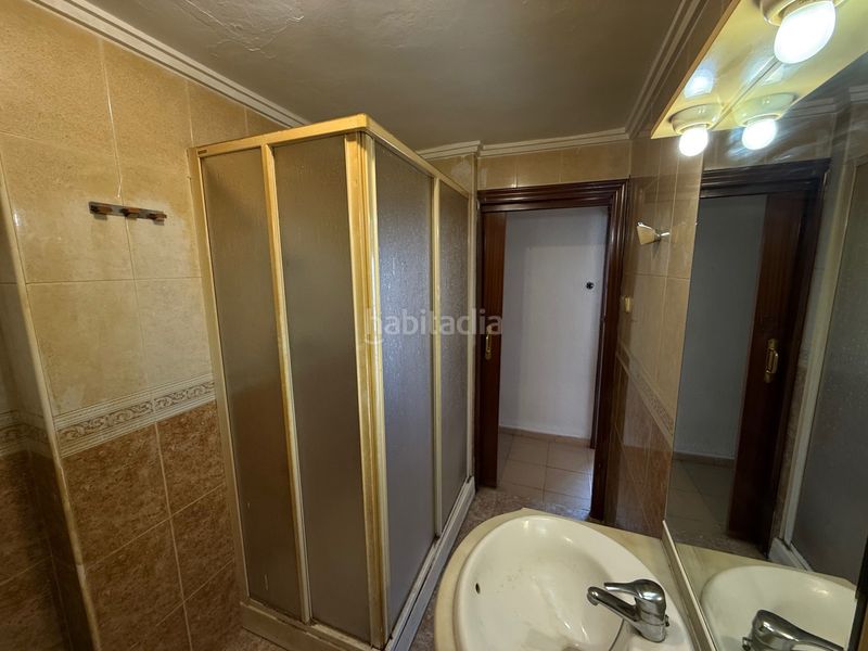 Foto cb229c0b-5429-47b5-935e-a2dad6006274. Apartament a Camí Fondo Valencia