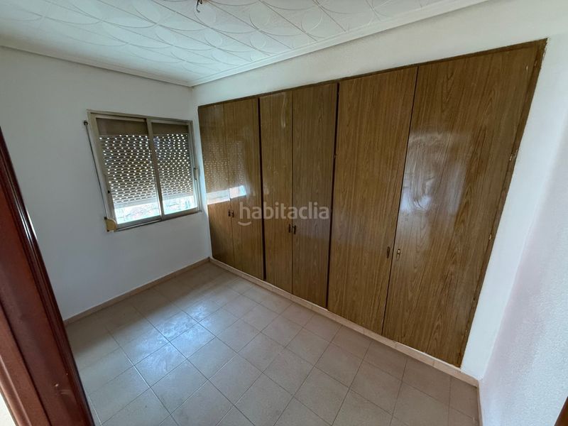 Foto dc816f2b-76cc-457e-84ba-476d5d46da97. Apartament a Camí Fondo Valencia