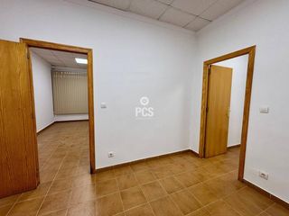 Local Comercial a Calle zona tofami centro del pueblo s/n. Local comercial en venta en totana