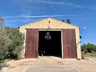 Industrial building  Calle alrededores de totana s/n. Venta de nave industrial en totana