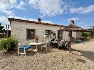 Xalet  Calle zona raiguero s/n. Venta de villa exclusiva en totana