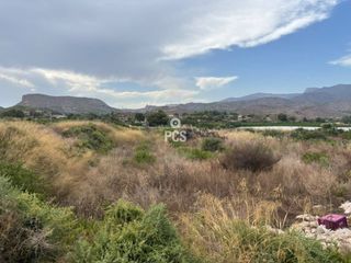 Landgut in Calle zona los secanos s/n. Terreno en venta en totana  15,000 m de superficie total