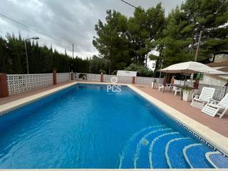 Chalet en Morti  s/n. Chalet en venta en totana