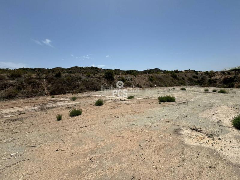 Foto 5e950971-b090-4de8-b52f-10a993ac16ec. Finca rústica en zona los secanos ´s/n terreno en venta en Totana