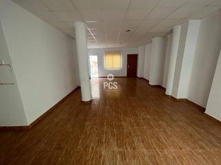Lloguer Local Comercial a Plaza balsa vieja s/n. Local en venta en totana