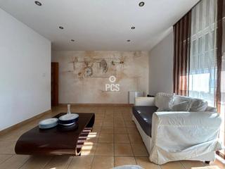 Pis a Zona el parral - consum s/n. Venta de piso en totana