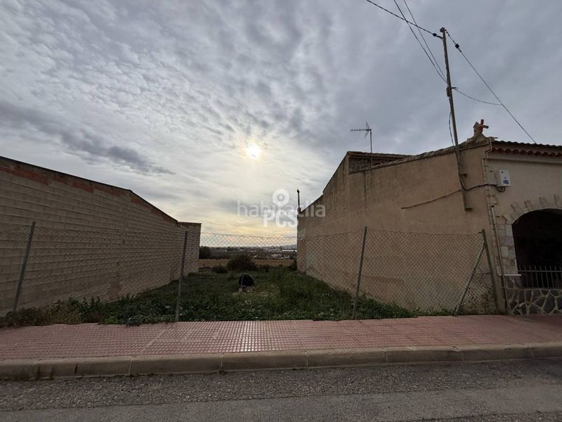Foto feded453-d80b-435e-91ea-62b3aaf641f6. Finca rústica a calle barrio las peras s/n a Totana