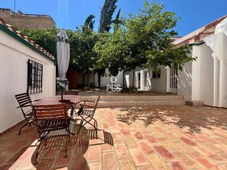 Casa a Zona ovalo lorca s/n. Venta de casa en lorca