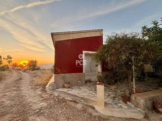 Xalet a Zona el raiguero s/n. Venta de villa en totana