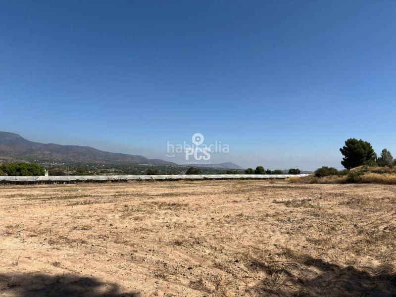 Foto ed7fd435-920a-40c8-b9e2-cbd096563e29. Rural plot in zona los secanos s/n in Totana