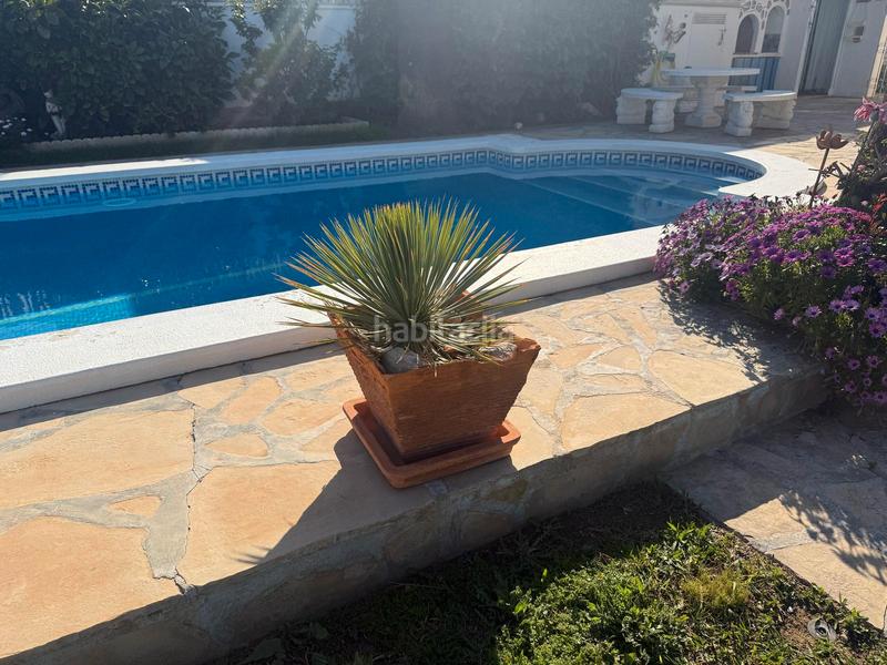 Foto 1370b1b2-6a88-4dab-b25b-dddca852c997. Chalet with fireplace heating parking pool in Centre Miami Platja