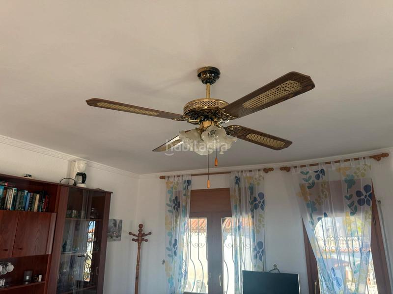 Foto 19707b20-badd-4d3d-9d03-ffbc146cfd96. Chalet with fireplace heating parking pool in Centre Miami Platja