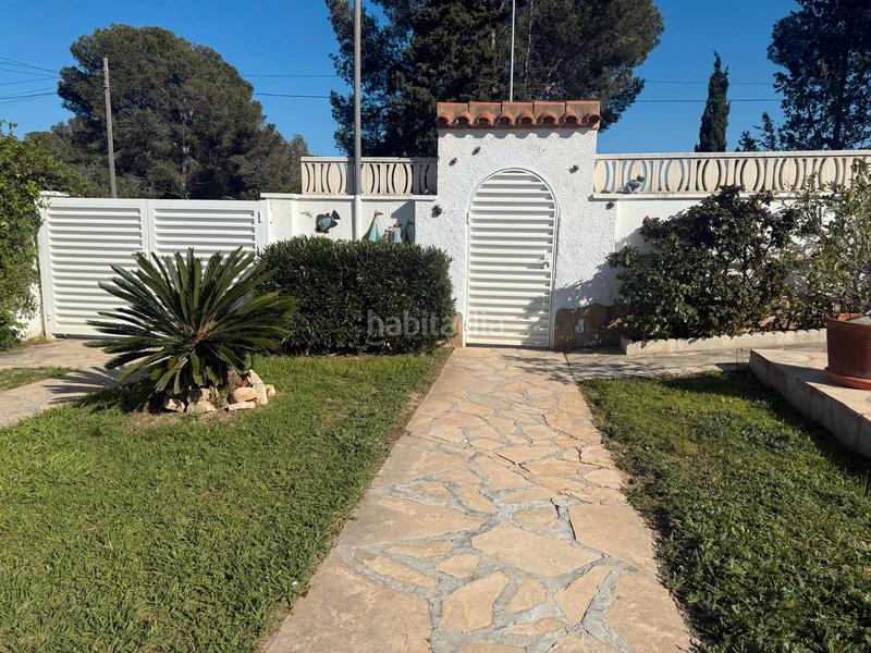 Foto 9ac5d636-50f3-4ca3-944e-1681b49c3d4d. Chalet with fireplace heating parking pool in Centre Miami Platja