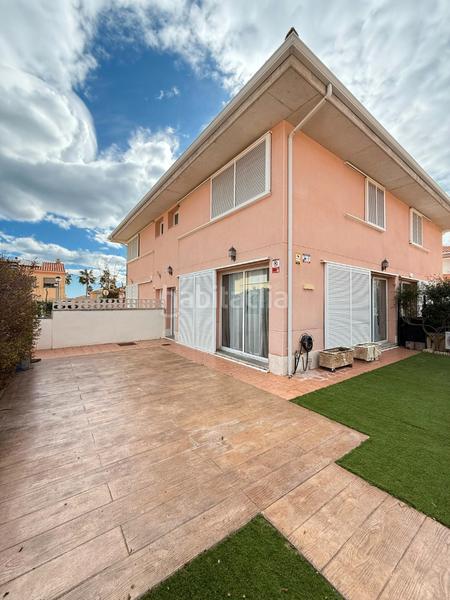 Foto 3ec9a886-aa49-4f37-8da1-c6fe77dba94c. Doppelhaus mit pool in Platja de Mont-roig Mont-roig del Camp