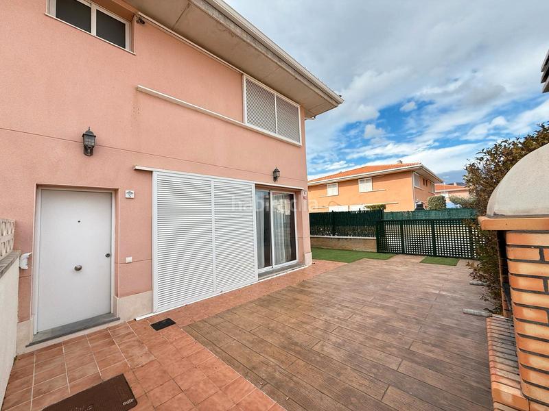 Foto f27e2344-1289-424f-b503-61b7ff58f0a4. Doppelhaus mit pool in Platja de Mont-roig Mont-roig del Camp