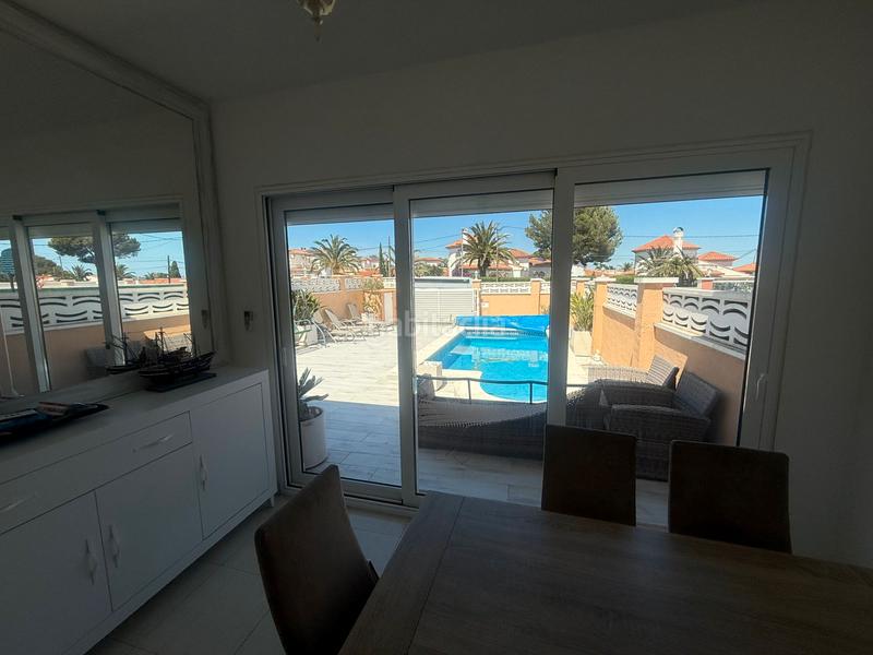 Foto 2f92b0de-e1cd-4317-b9be-4e7abf0021e0. Chalet with fireplace heating parking pool in Centre Miami Platja