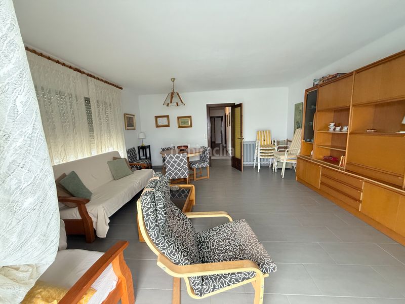 Foto ae66fe34-23f6-4d37-bb93-b47ec383dbda. Pis amb calefacció aparcament piscina a Passeig Marítim Miami Platja