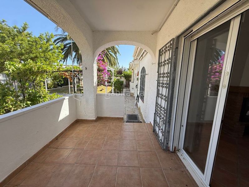 Foto b1ac6335-4481-474c-b783-b037de5f1bfb. Casa amb aparcament a Poble Mont-roig del Camp