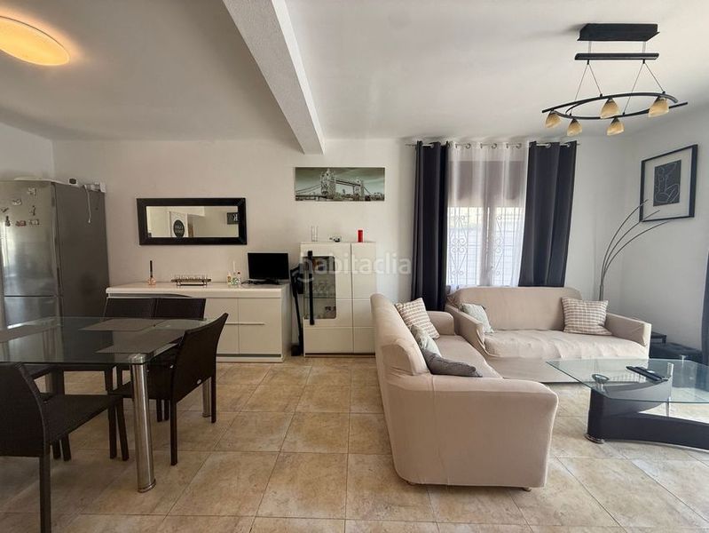 Foto 14308674-6f59-4b80-8a2a-6566db9e9d8d. Casa en Centre Miami Platja