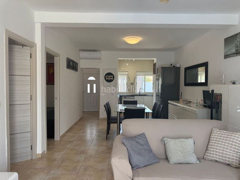 Foto 2d9f11fe-a1d6-4d68-8b1b-da3d48898128. Casa en Centre Miami Platja